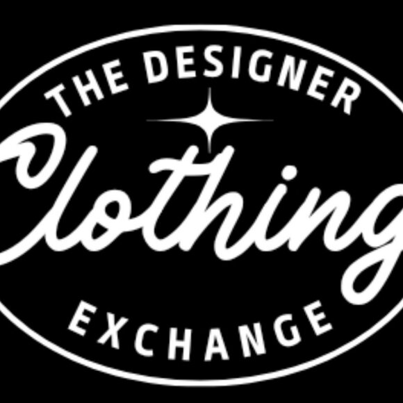 Score designer fashion for up to 75% off retail — all curated and delivered‎ - Picture 2 of 2